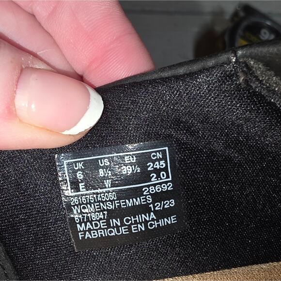 Clarks Womens Caroline Pearl Slip On Loafer Size 8.5 Comfort Shoes Grunge Goth - Picture 6 of 7